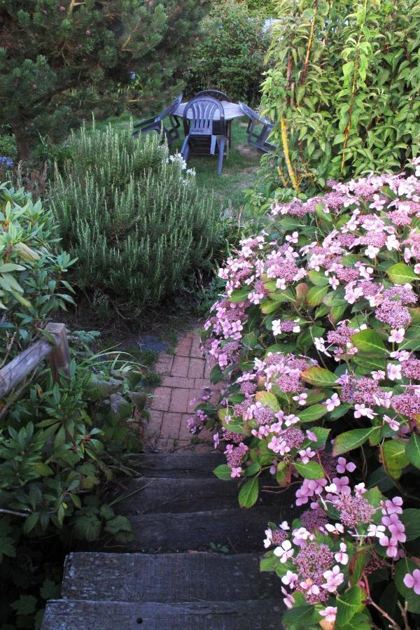 Giverny Cottage Saint-Coulomb Exterior foto